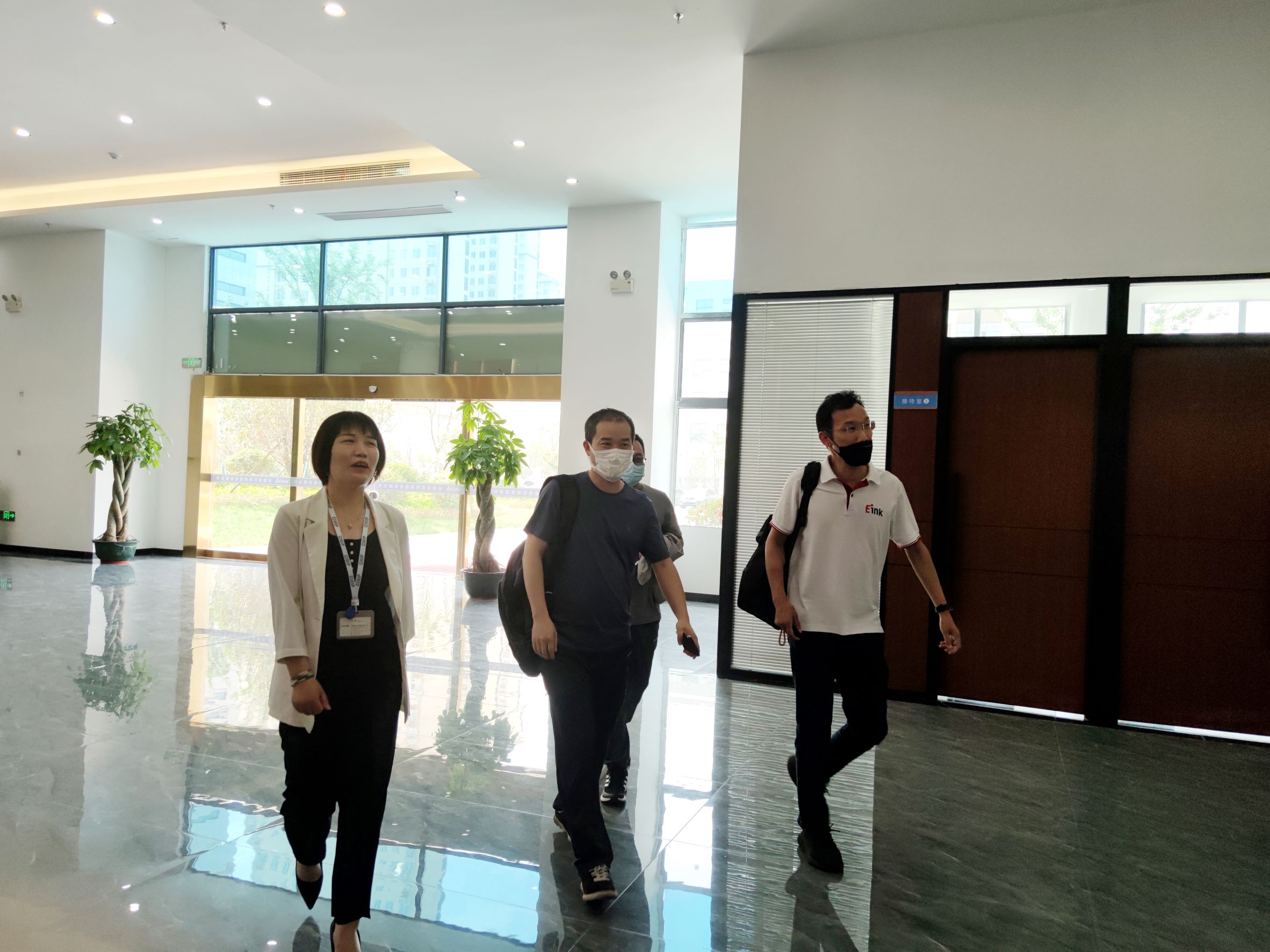 合肥星空物联参观极悦娱乐科技